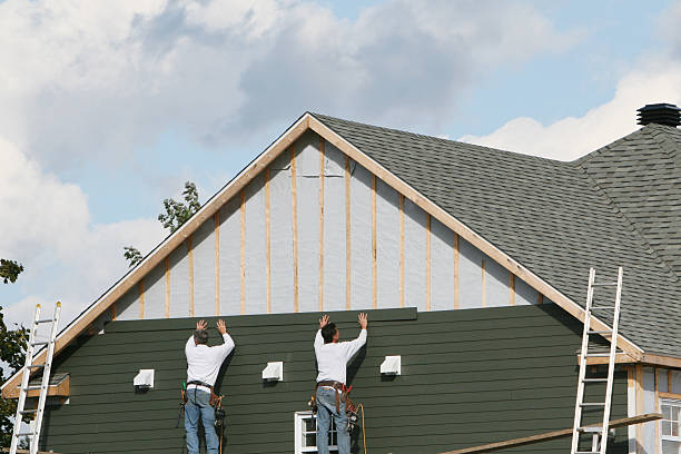 Professional Siding Replacement technician working in Canton Center, CT